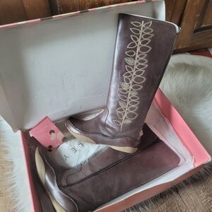 RADLEY LONDON Knee High Boots with Embroidery